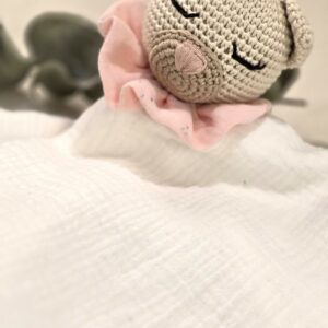 DOUDOU OSO CUELLO ROSA